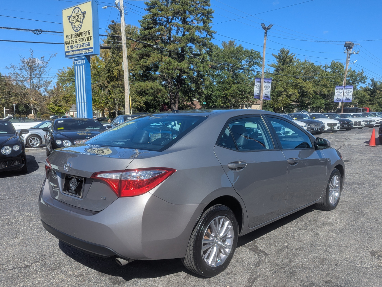 2015 Toyota Corolla LE Premium photo 7