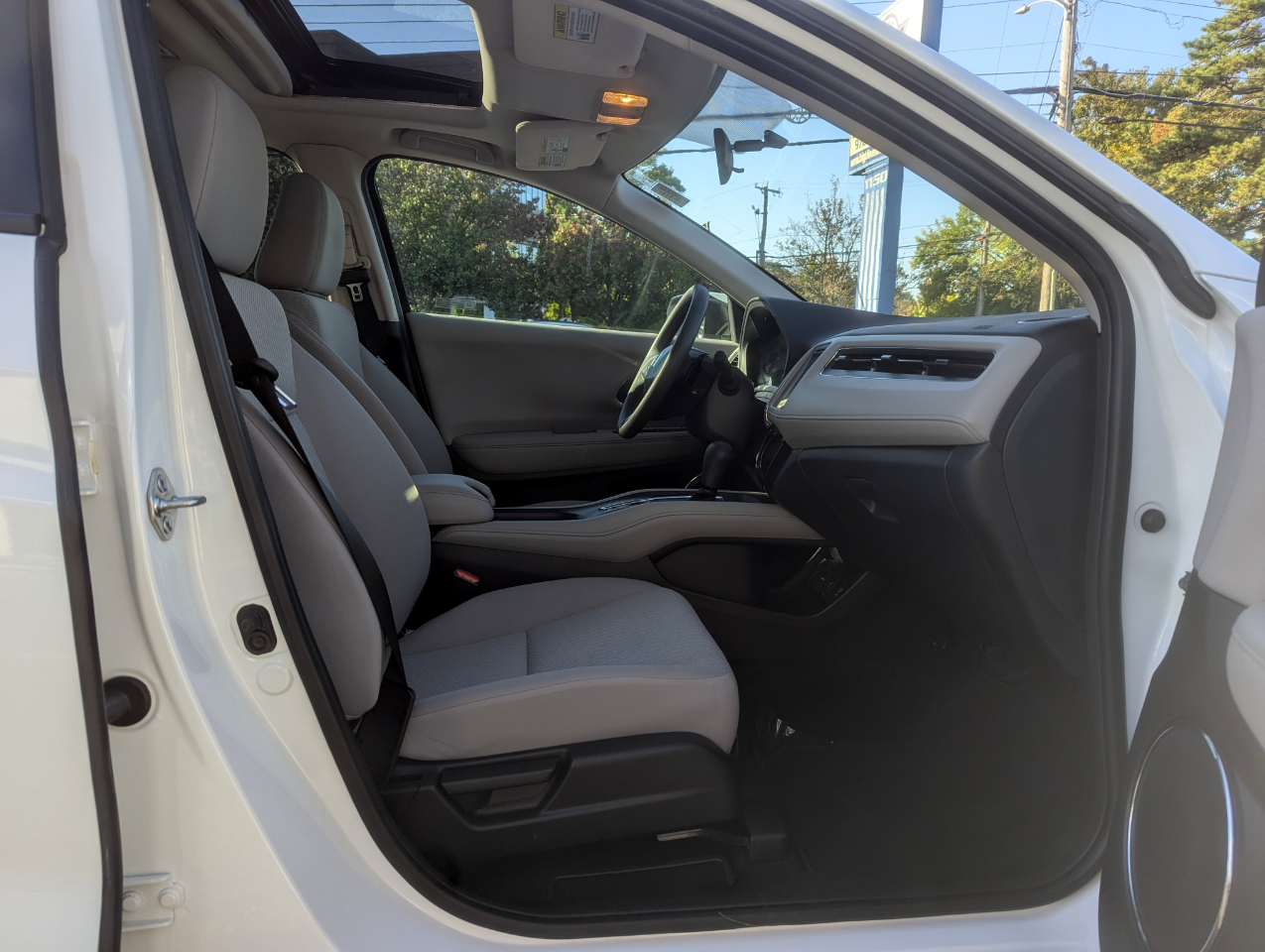 2018 Honda HR-V EX photo 29