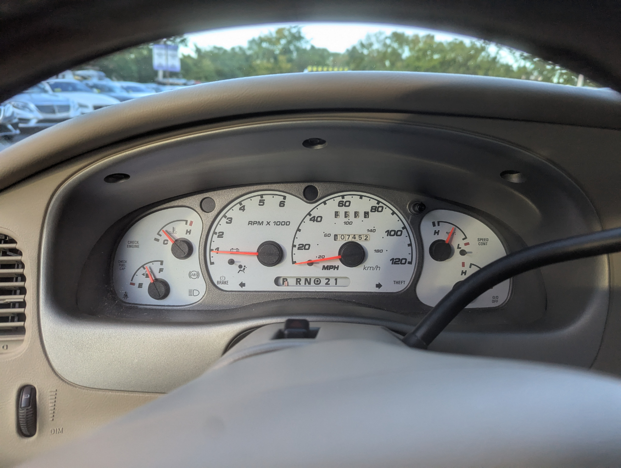 2003 Ford Explorer Sport Trac XLT photo 4