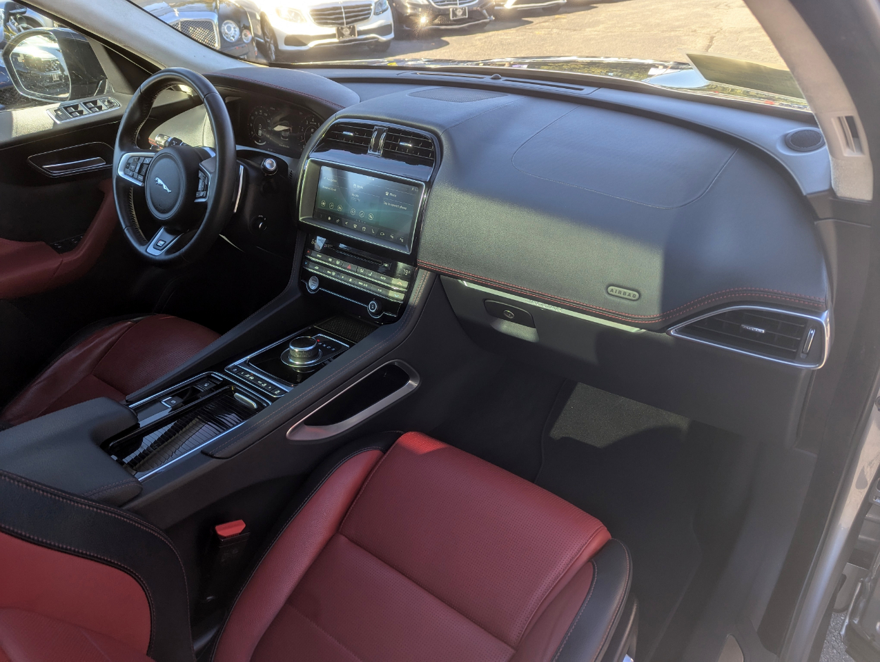2020 Jaguar F-PACE R-Sport photo 27