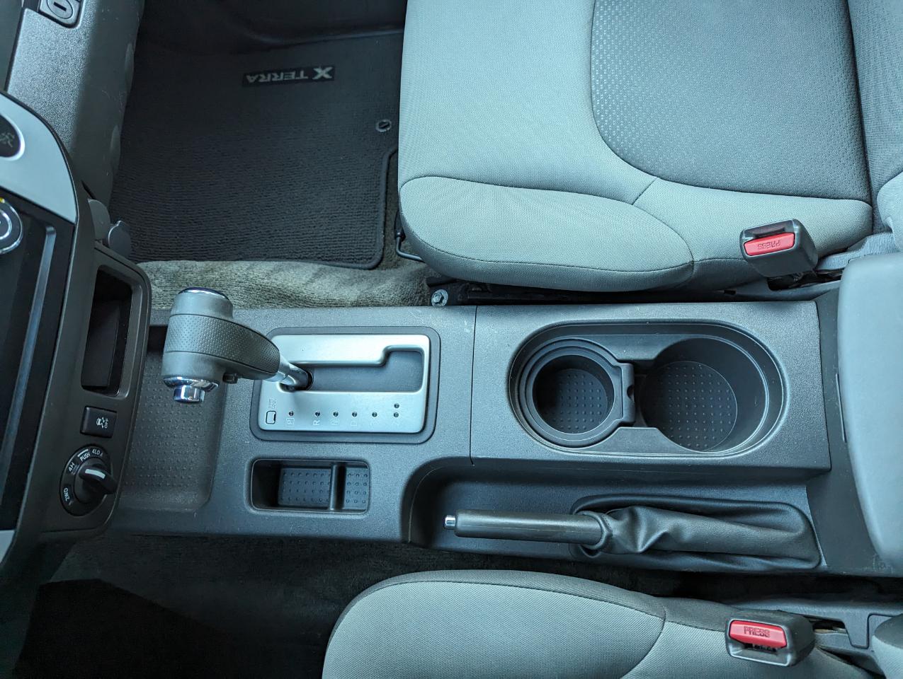 Nissan Xterra 4WD 4dr Auto S 2012