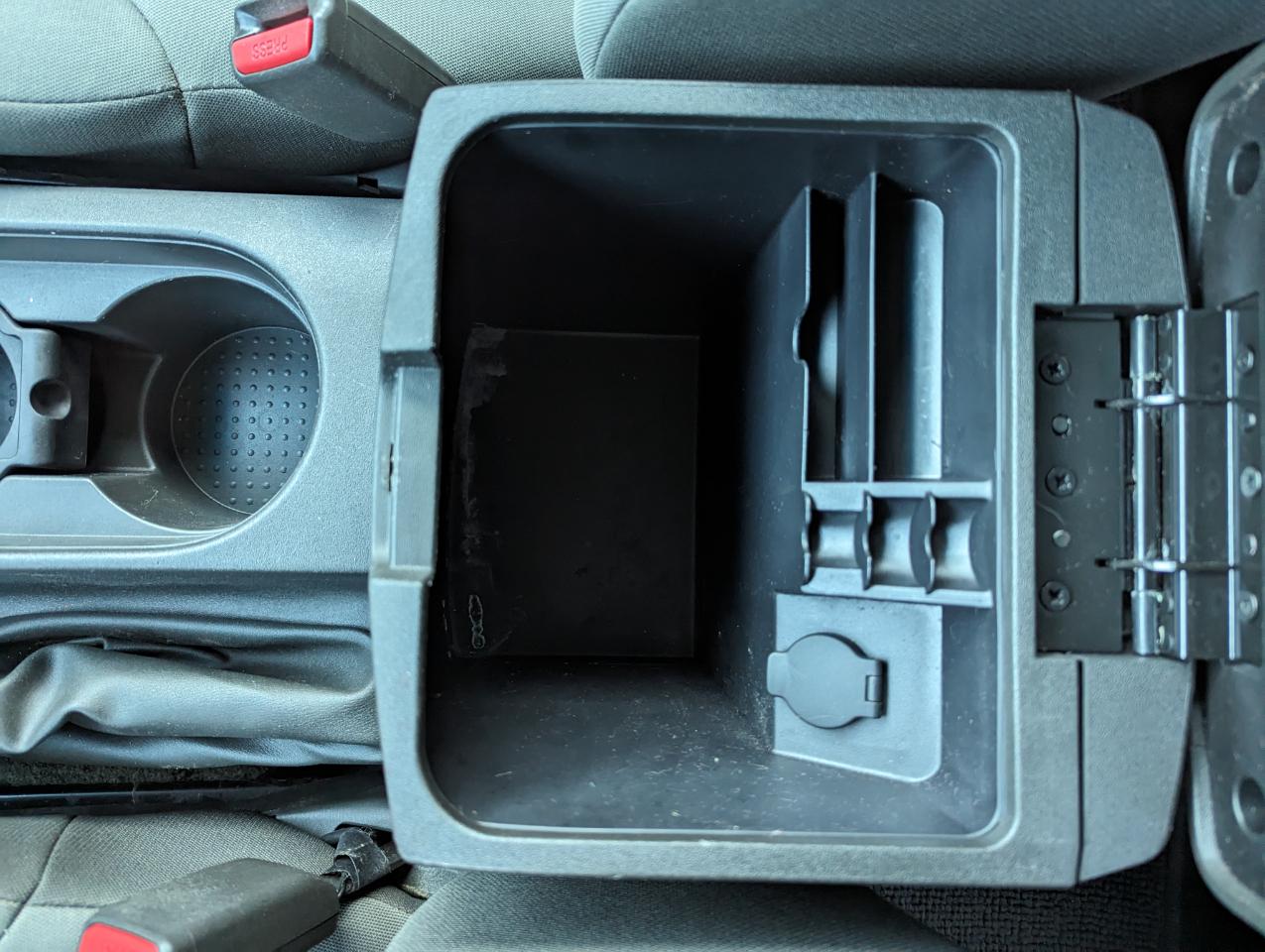 Nissan Xterra 4WD 4dr Auto S 2012