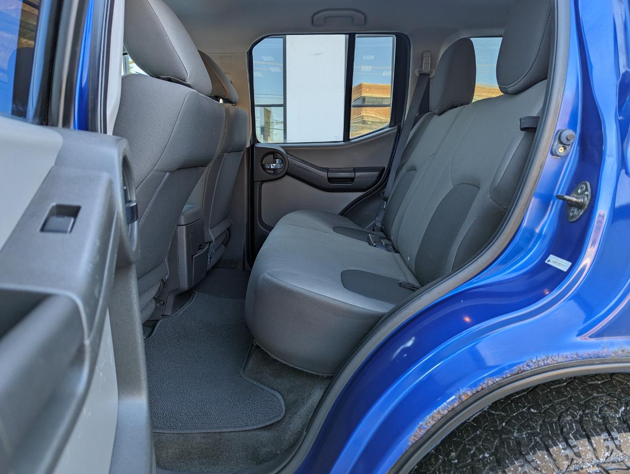 Nissan Xterra 4WD 4dr Auto S 2012