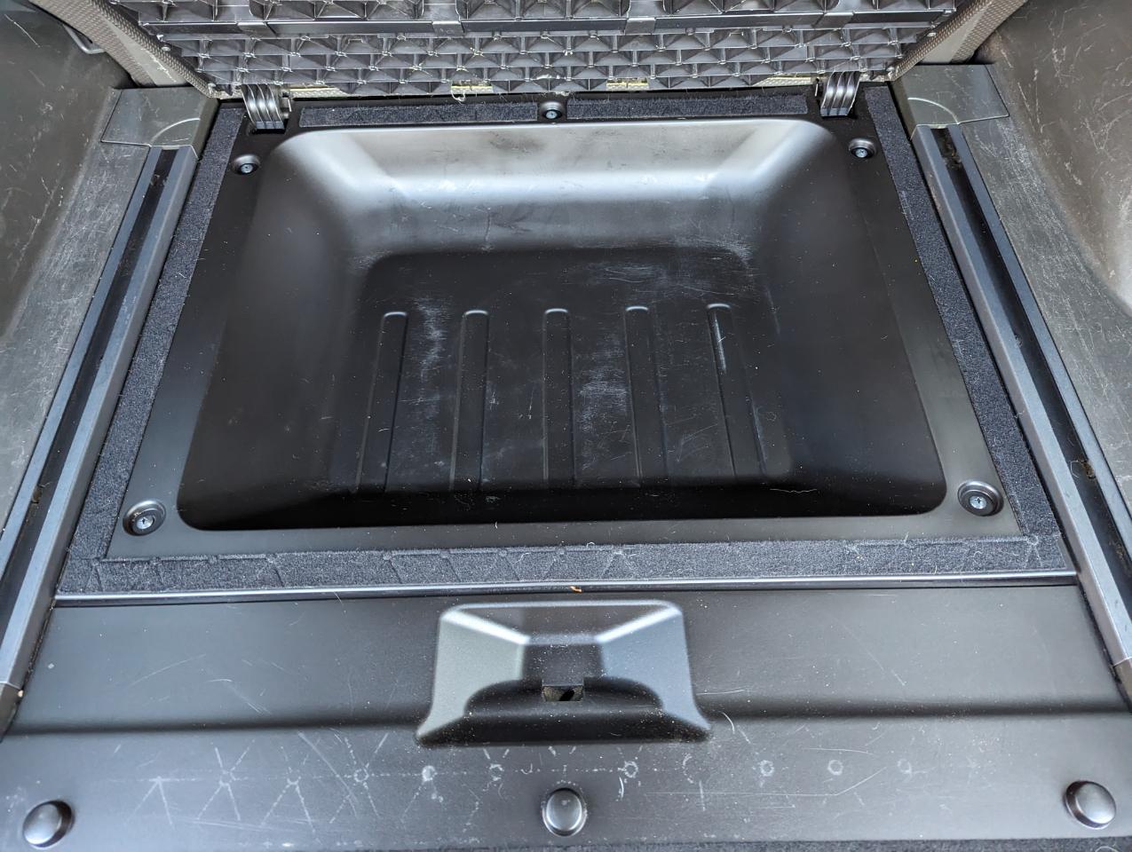 Nissan Xterra 4WD 4dr Auto S 2012