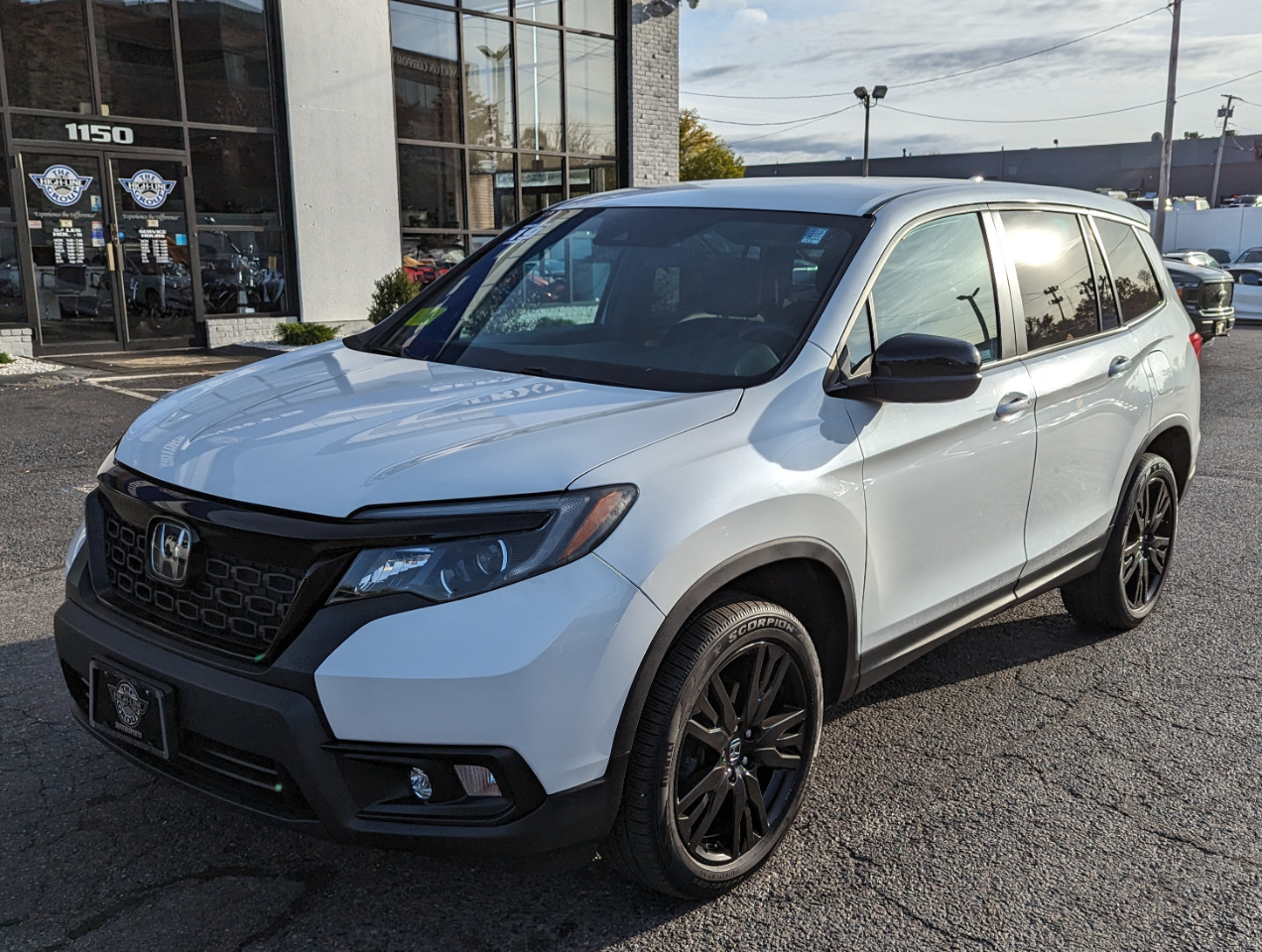 2019 Honda Passport Sport photo 2