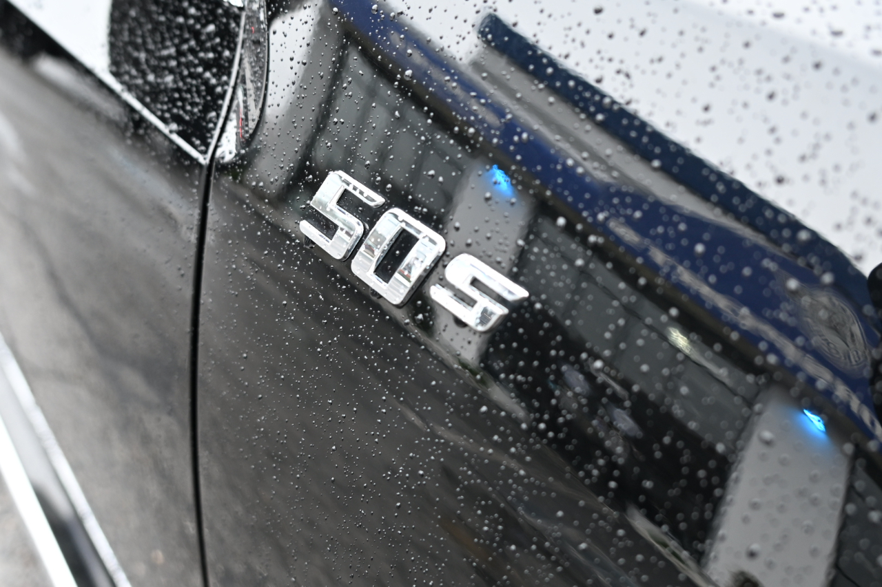 Volkswagen Beetle Convertible 2dr Auto 2.5L 50s Edition PZEV 2013