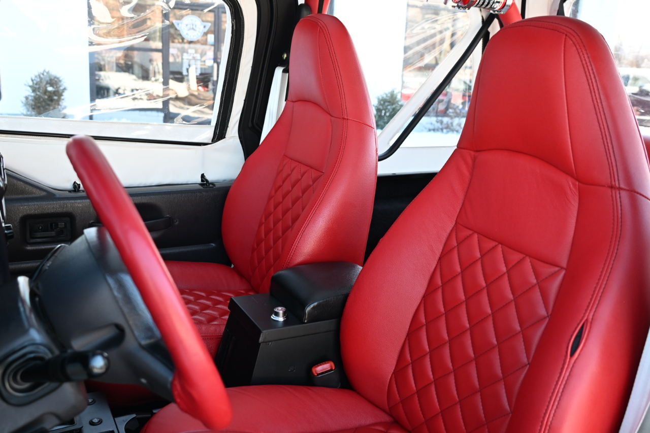 Jeep Wrangler 2dr Sahara 2002