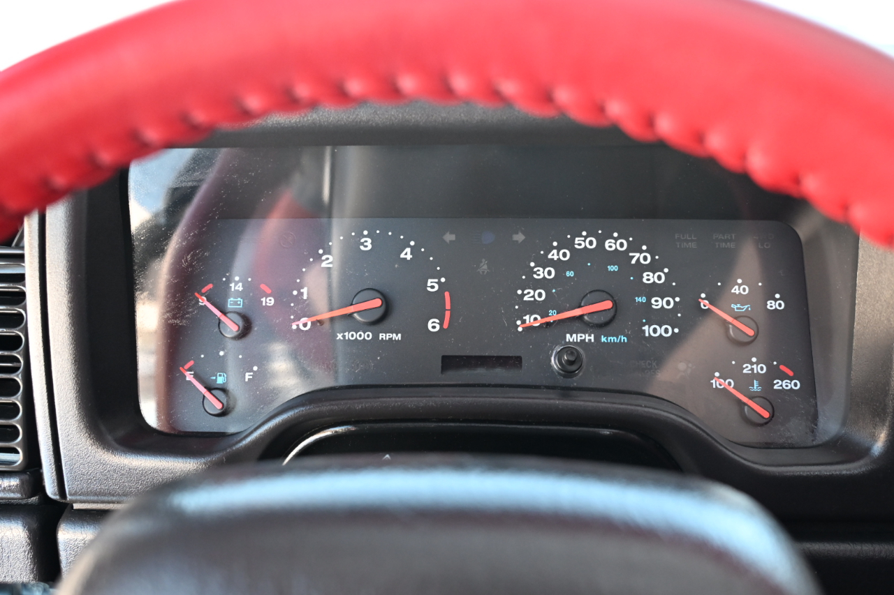 Jeep Wrangler 2dr Sahara 2002