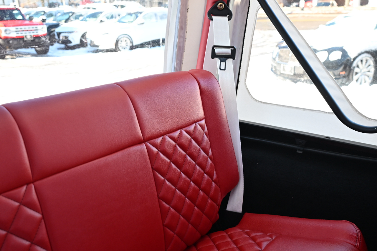 Jeep Wrangler 2dr Sahara 2002