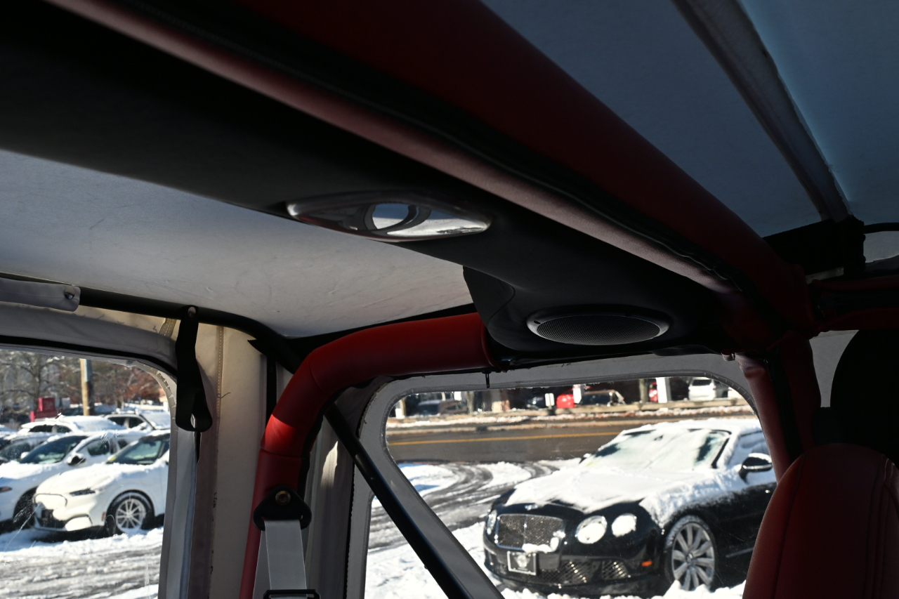 Jeep Wrangler 2dr Sahara 2002