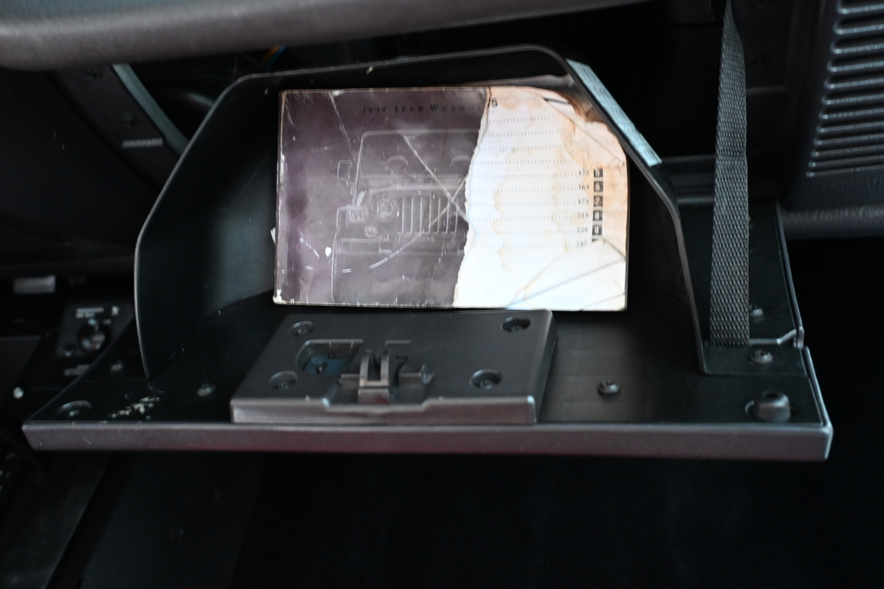 Jeep Wrangler 2dr Sahara 2002