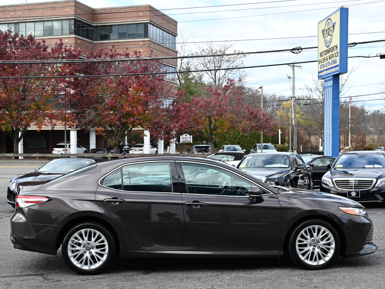 Toyota Camry XLE Auto (Natl) 2018