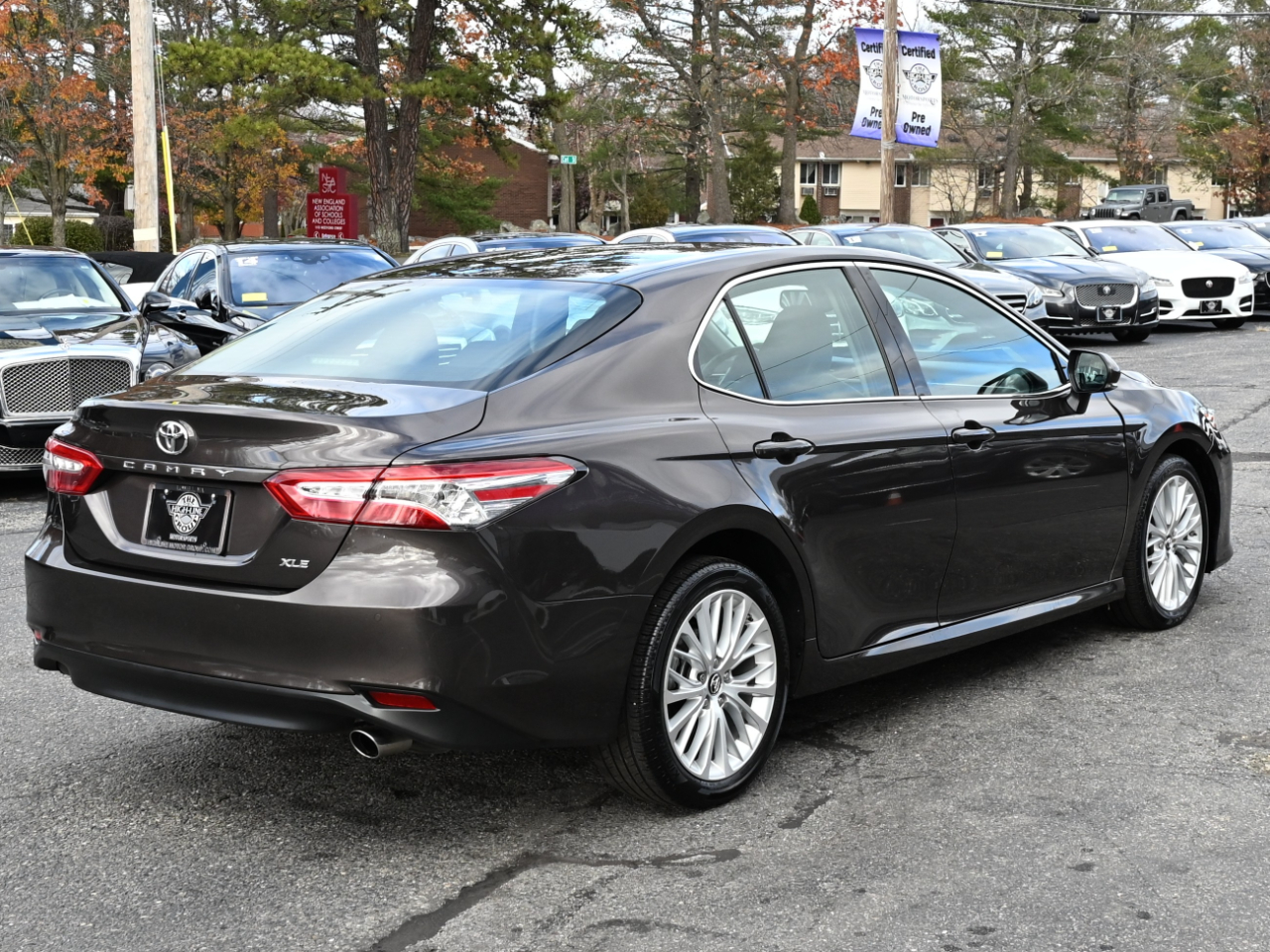 Toyota Camry XLE Auto (Natl) 2018