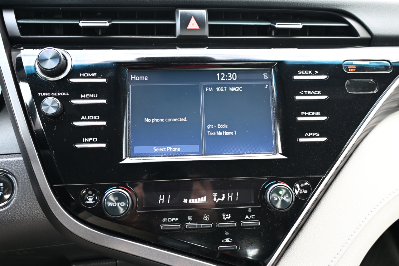 Toyota Camry XLE Auto (Natl) 2018