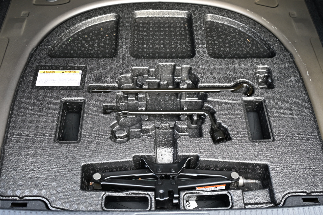 Toyota Camry XLE Auto (Natl) 2018