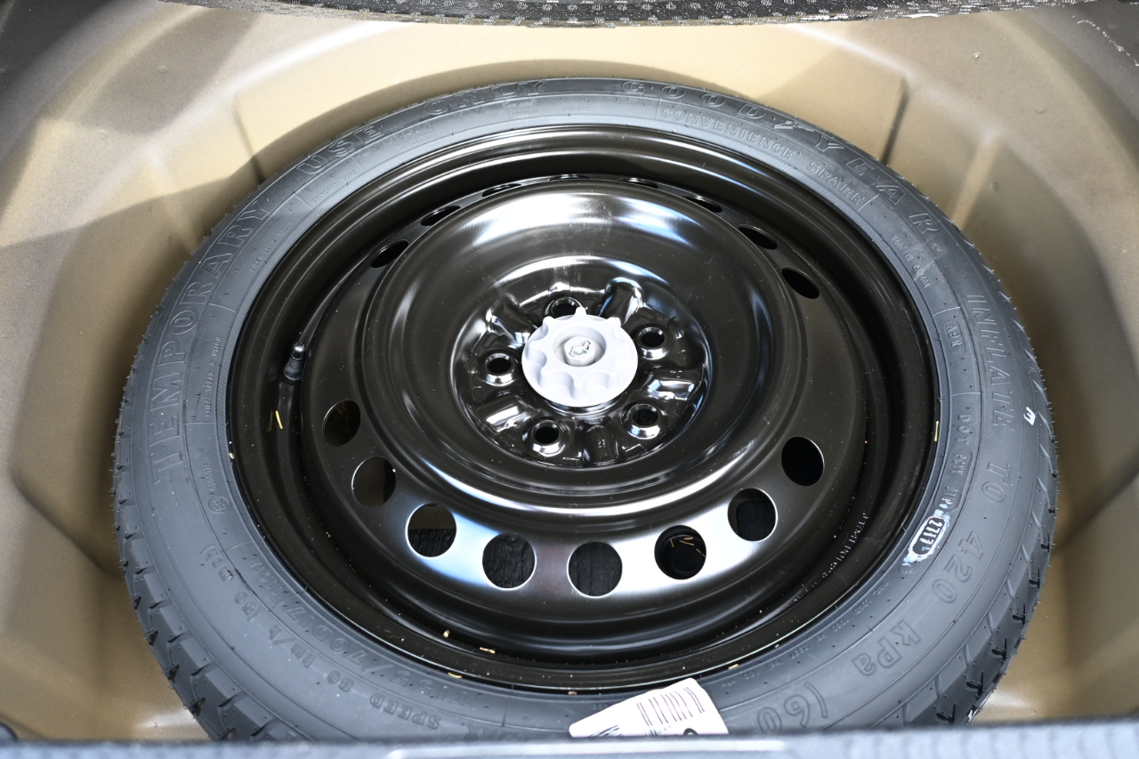 Toyota Camry XLE Auto (Natl) 2018