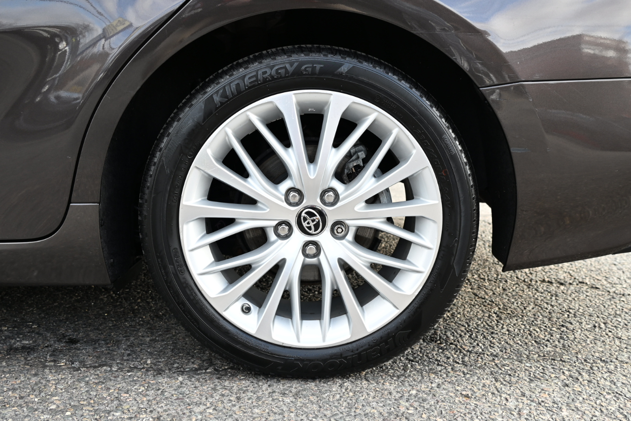 Toyota Camry XLE Auto (Natl) 2018