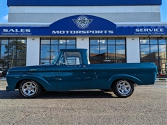 1962 Ford F-100 