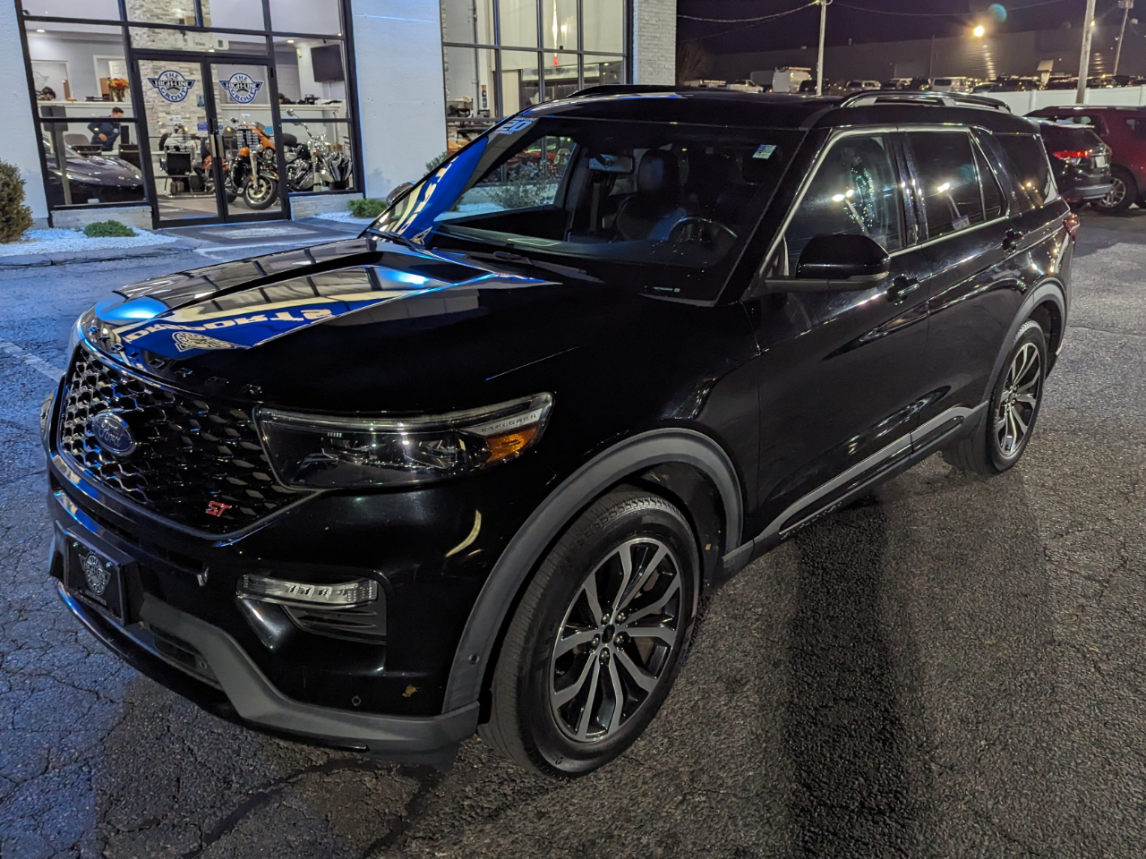 2020 Ford Explorer ST photo 2