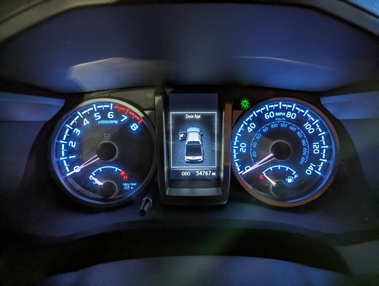 2021 Toyota Tacoma 4x4 TRD Double Cab V6 photo 3