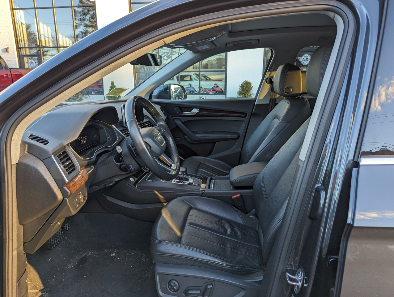 2020 Audi Q5 Premium Plus 45 TFSI photo 3