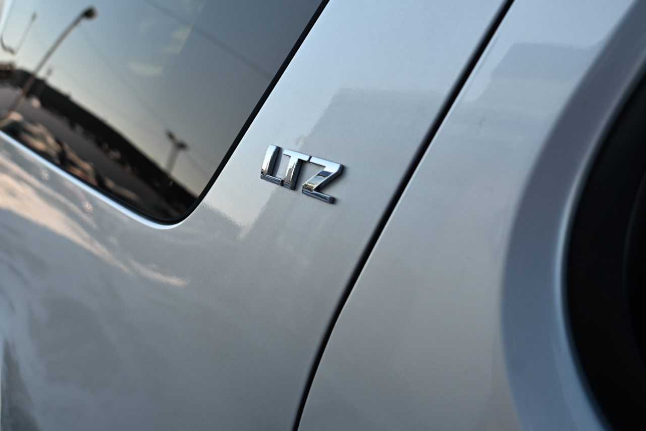 Chevrolet Tahoe 4WD 4dr 1500 LTZ 2012