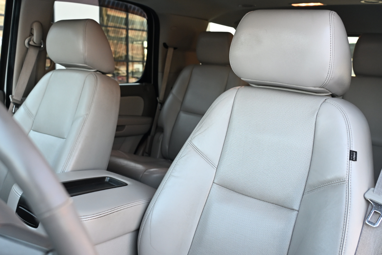 Chevrolet Tahoe 4WD 4dr 1500 LTZ 2012