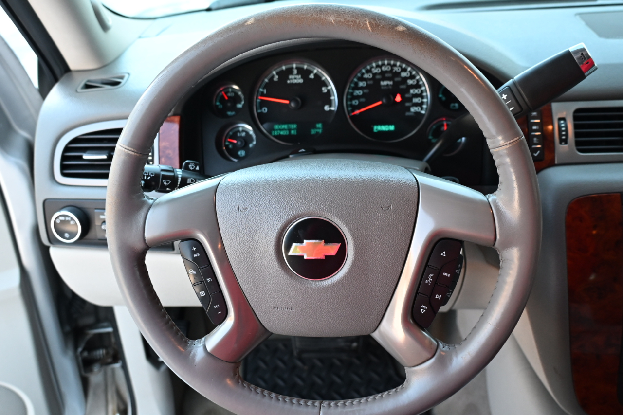 Chevrolet Tahoe 4WD 4dr 1500 LTZ 2012