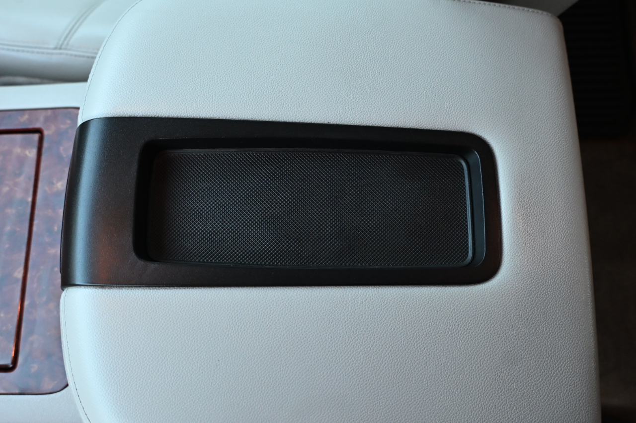 Chevrolet Tahoe 4WD 4dr 1500 LTZ 2012