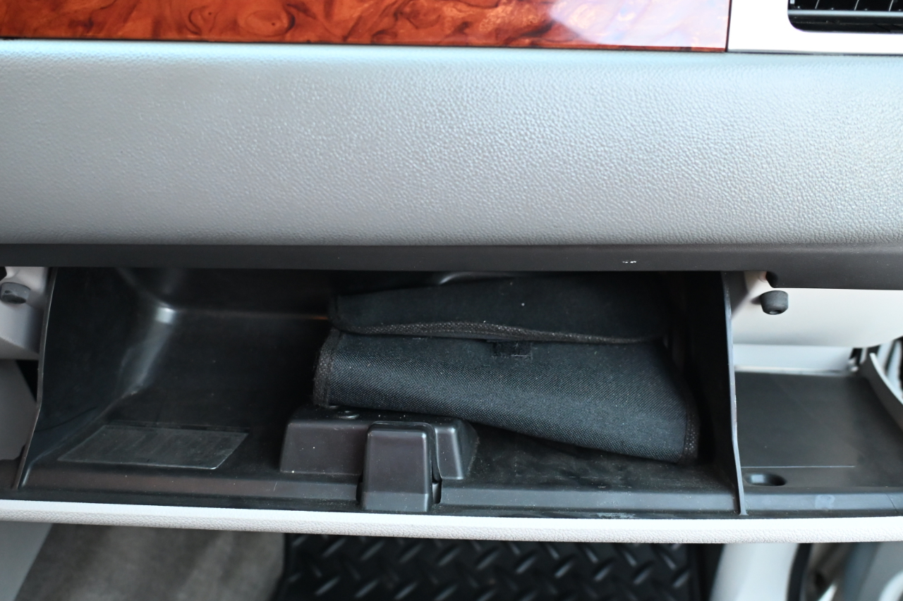 Chevrolet Tahoe 4WD 4dr 1500 LTZ 2012