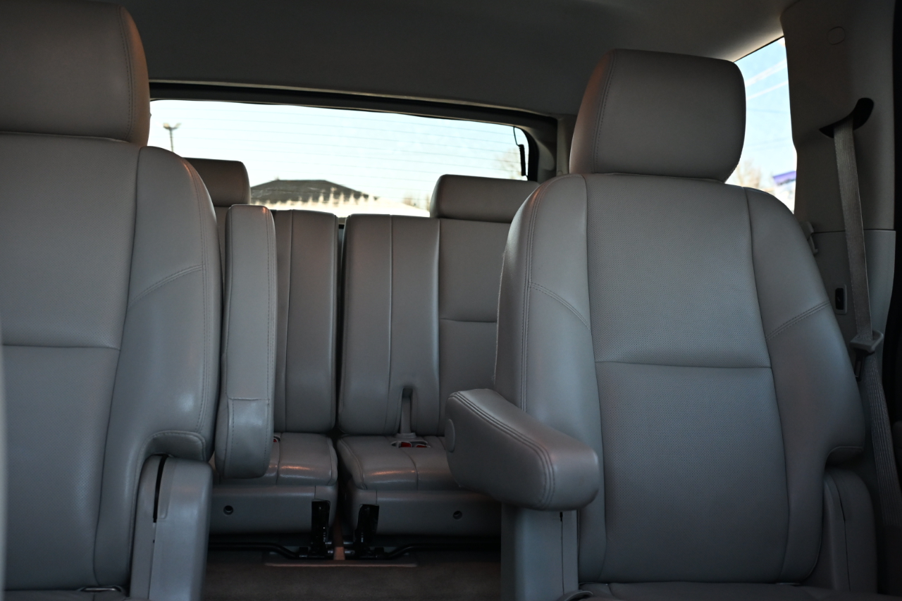 Chevrolet Tahoe 4WD 4dr 1500 LTZ 2012