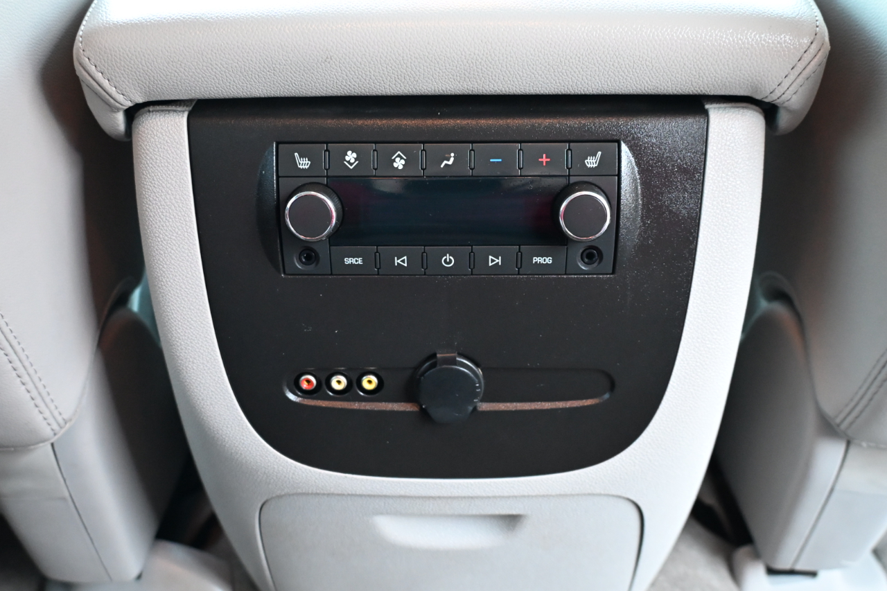 Chevrolet Tahoe 4WD 4dr 1500 LTZ 2012