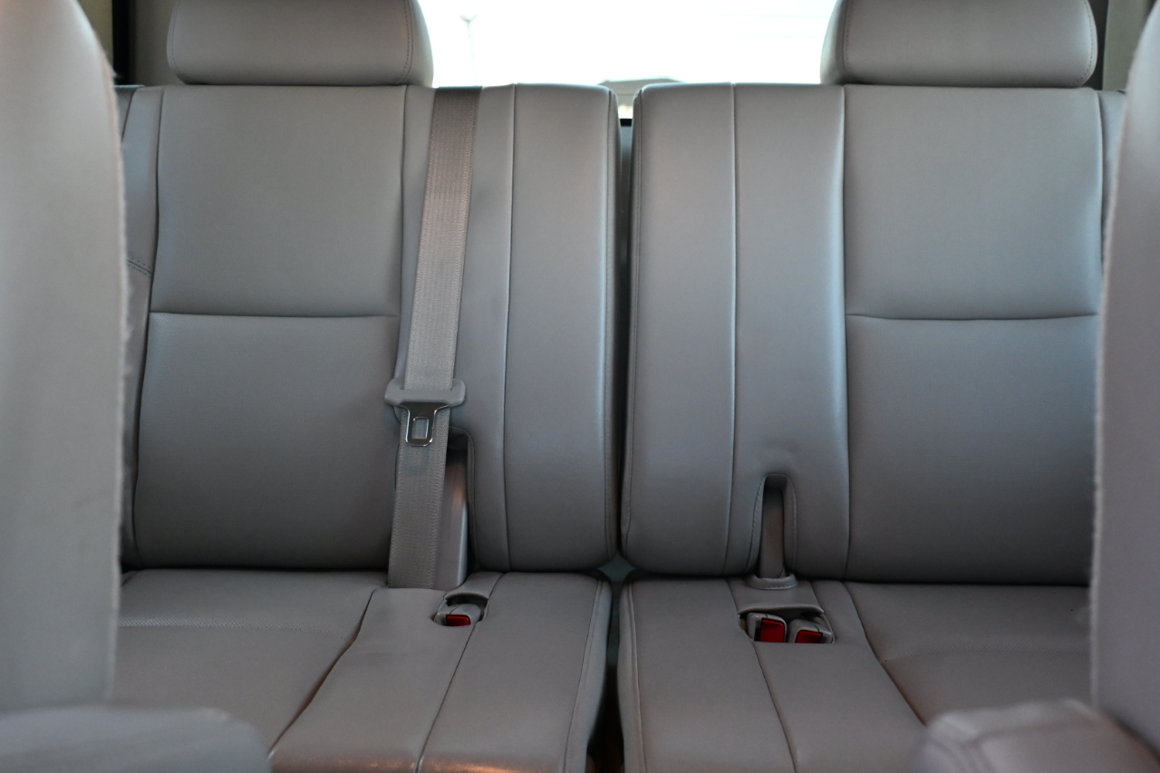 Chevrolet Tahoe 4WD 4dr 1500 LTZ 2012