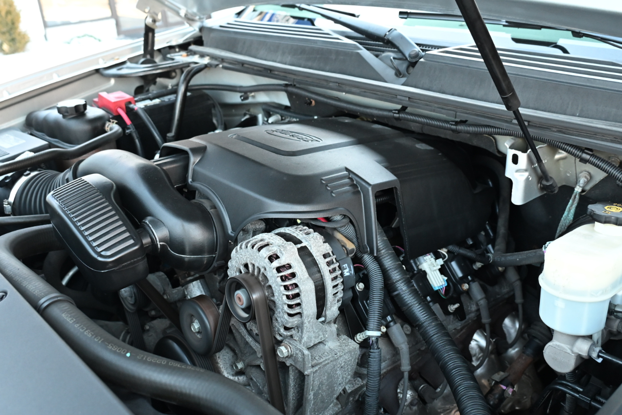 Chevrolet Tahoe 4WD 4dr 1500 LTZ 2012