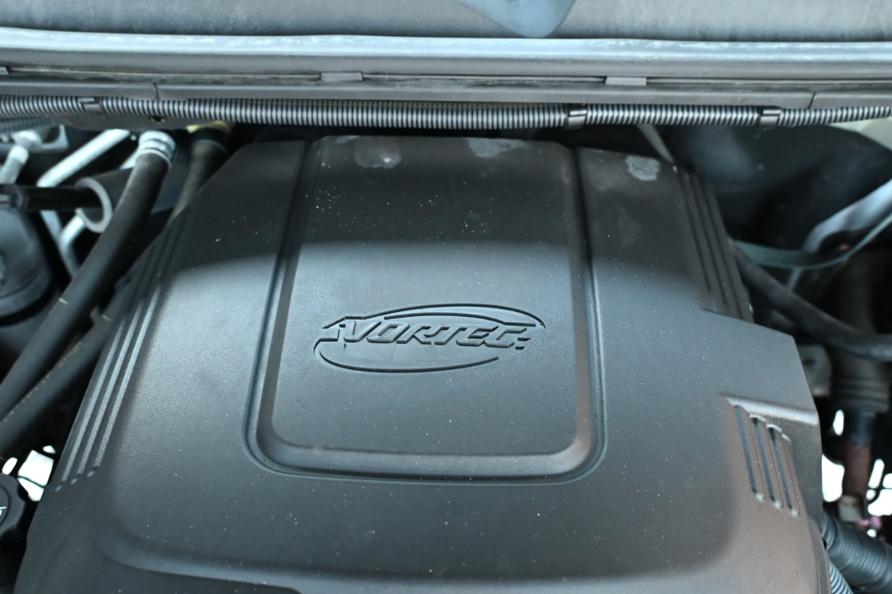 Chevrolet Tahoe 4WD 4dr 1500 LTZ 2012