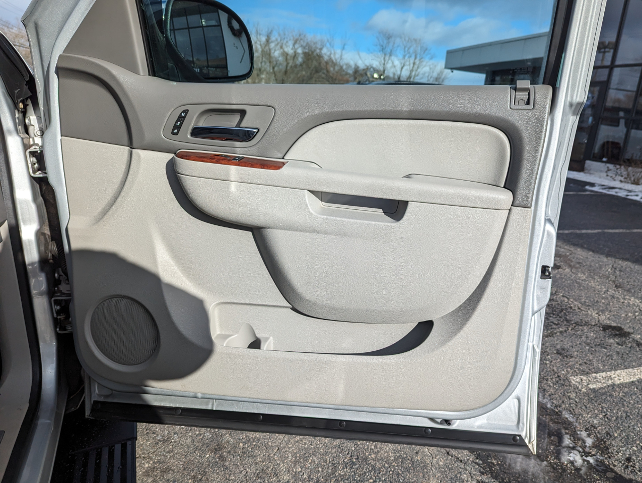 Chevrolet Tahoe 4WD 4dr 1500 LTZ 2012