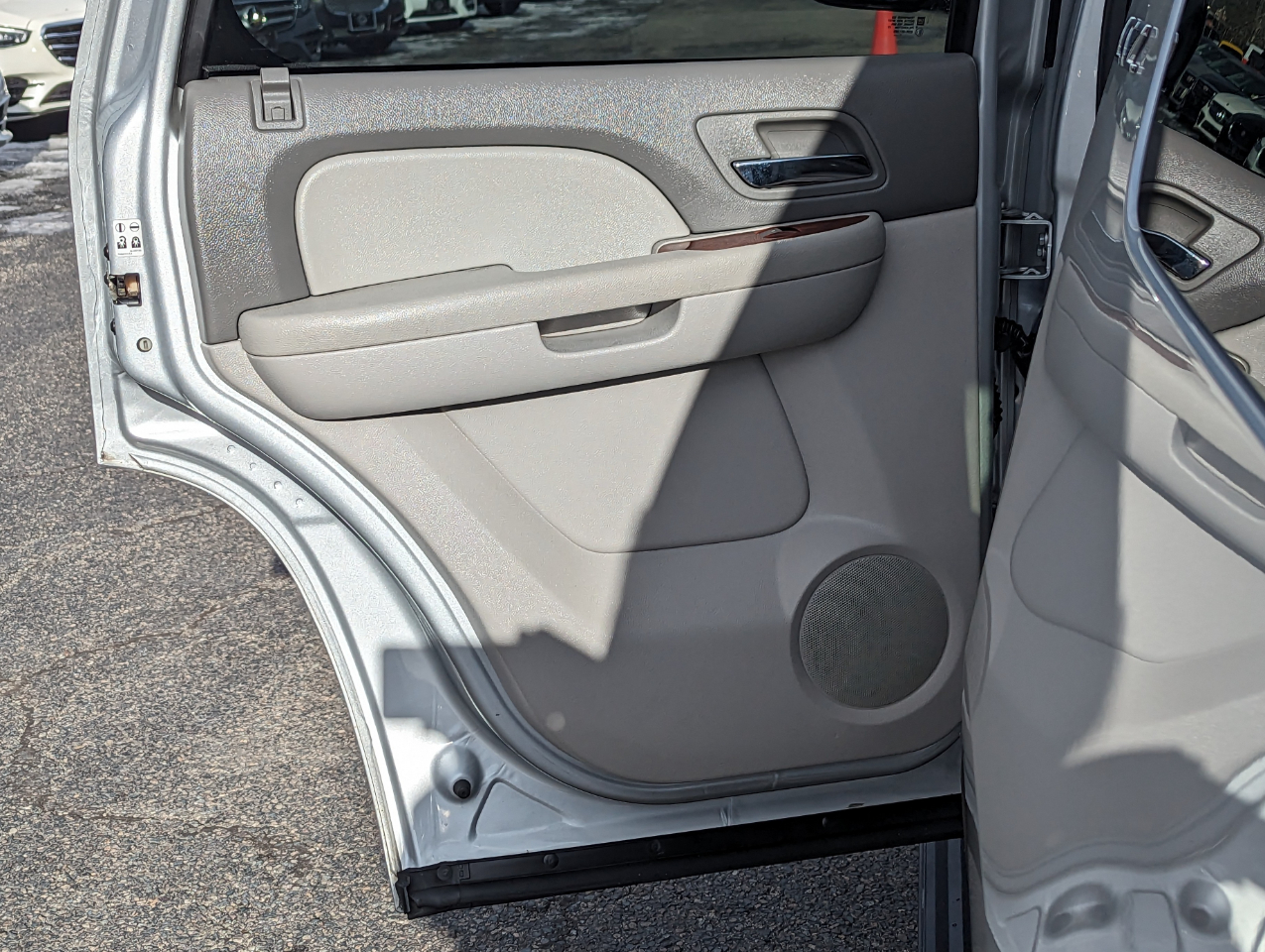 Chevrolet Tahoe 4WD 4dr 1500 LTZ 2012