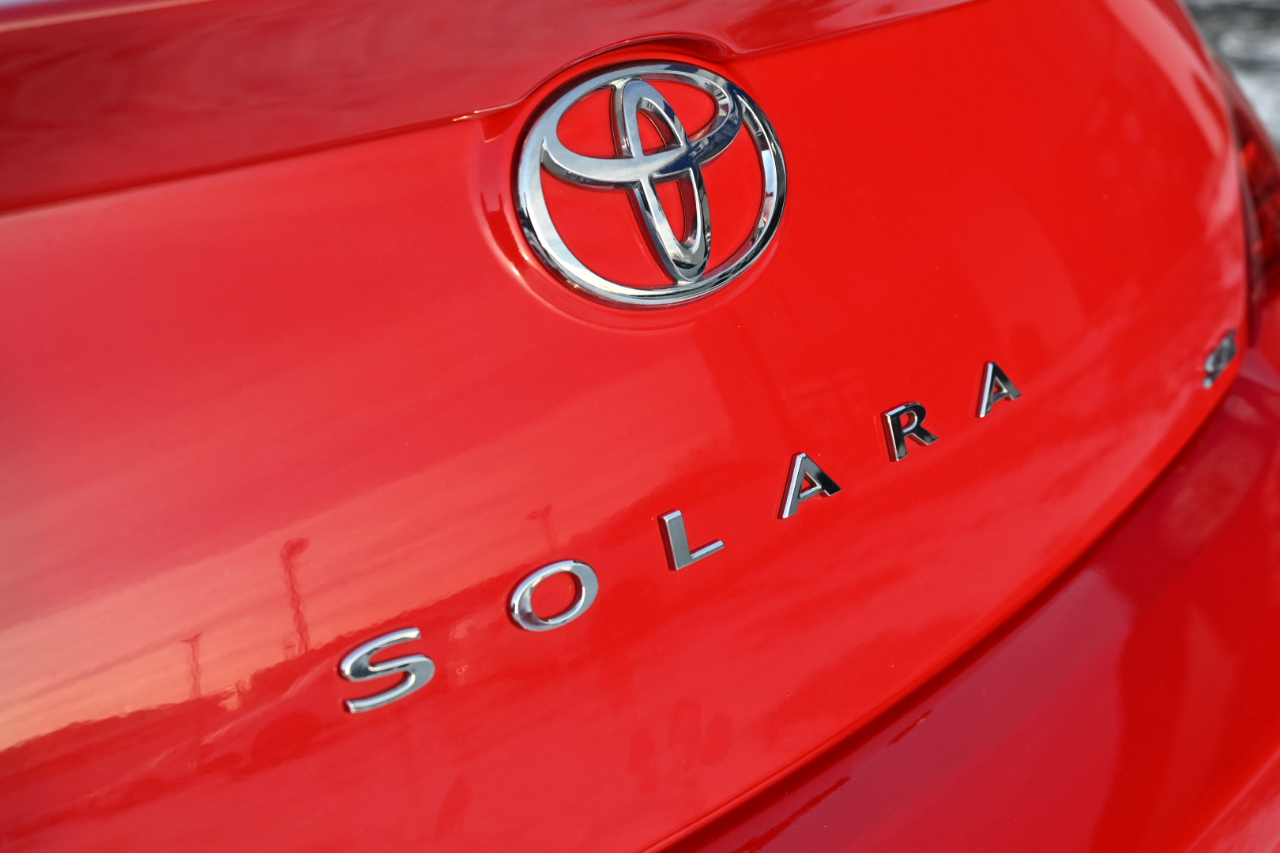 Toyota Camry Solara 2dr Conv V6 Auto SE Sport (Natl) 2007