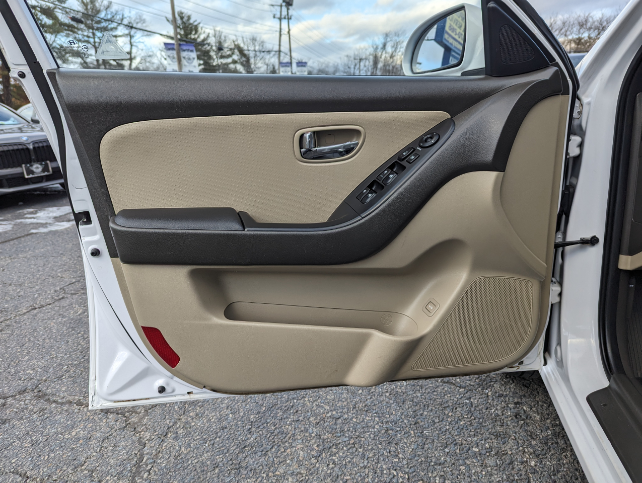 Hyundai Elantra 4dr Sdn Auto GLS PZEV 2010