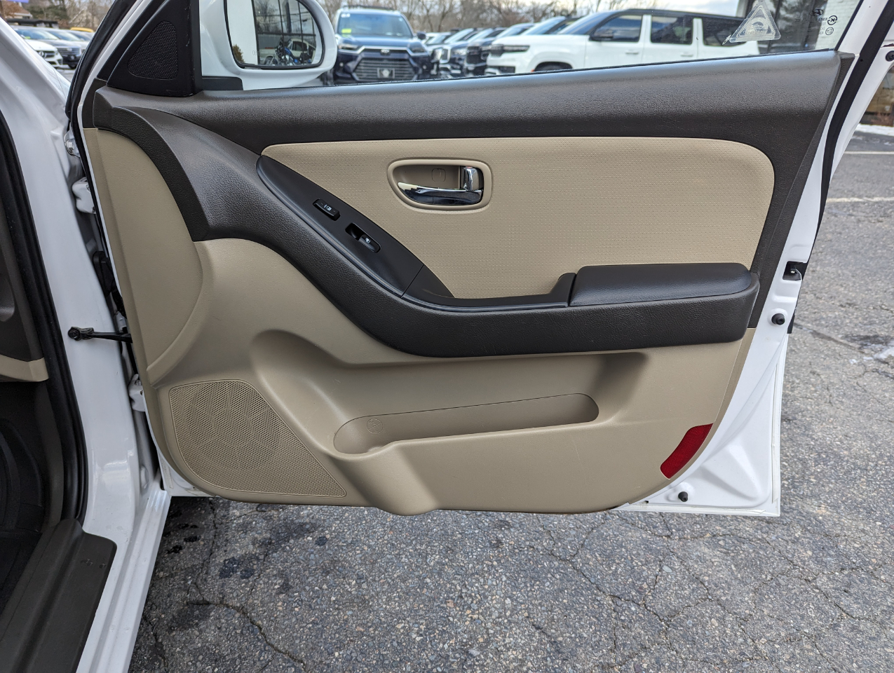 Hyundai Elantra 4dr Sdn Auto GLS PZEV 2010