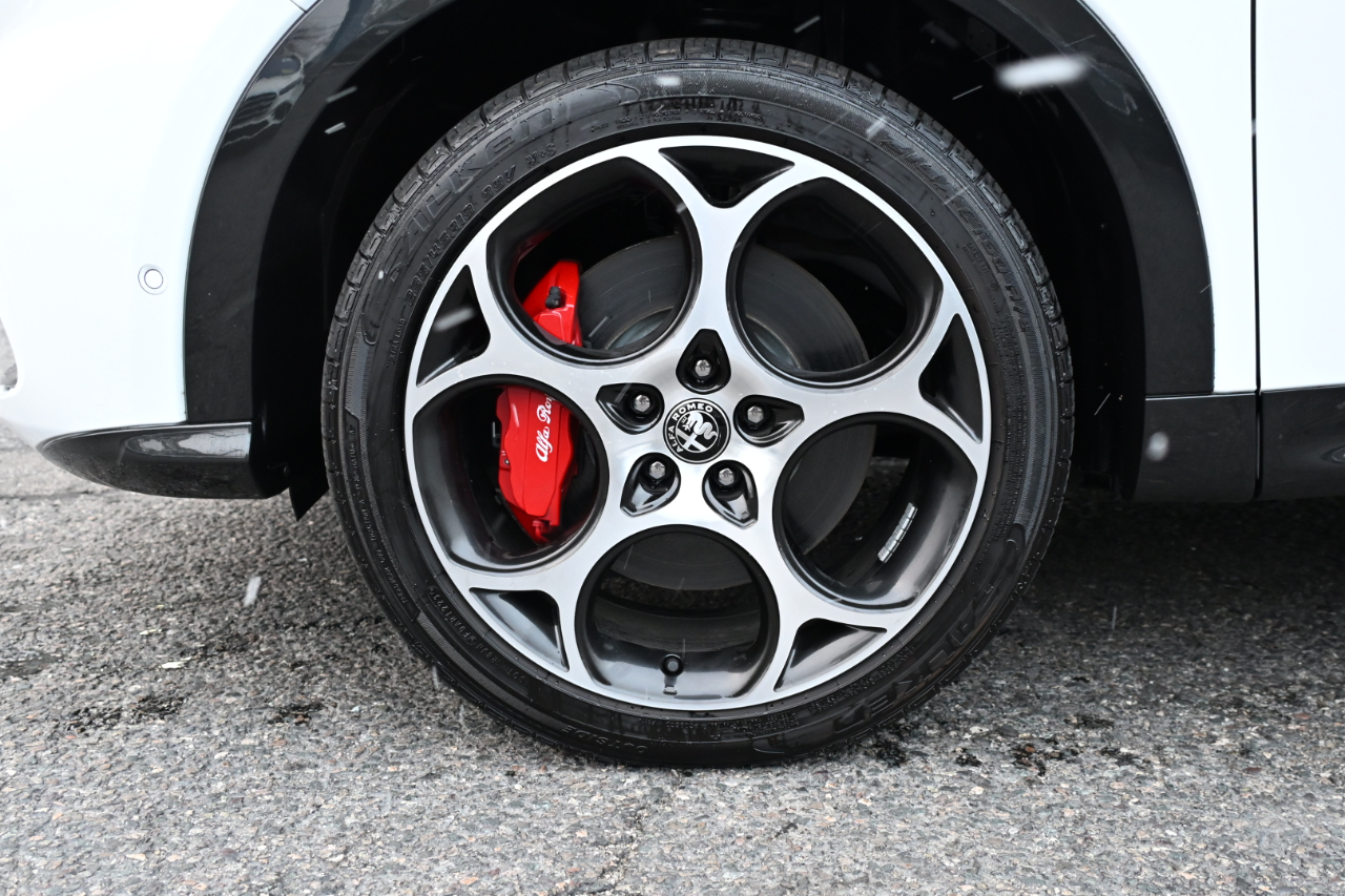 Alfa Romeo Tonale Veloce EAWD 2024