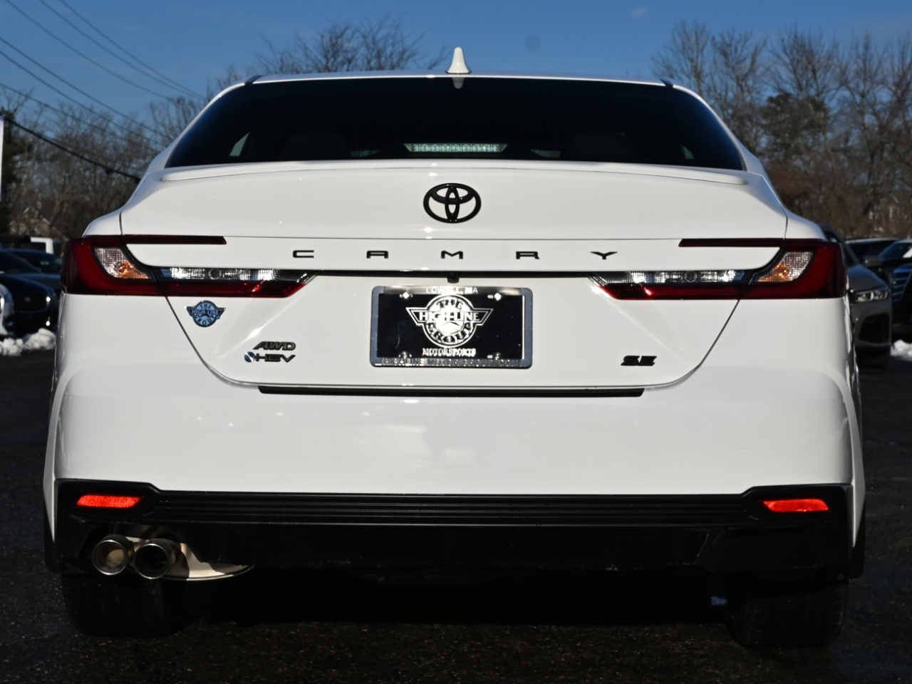 Toyota Camry SE AWD (Natl) 2025