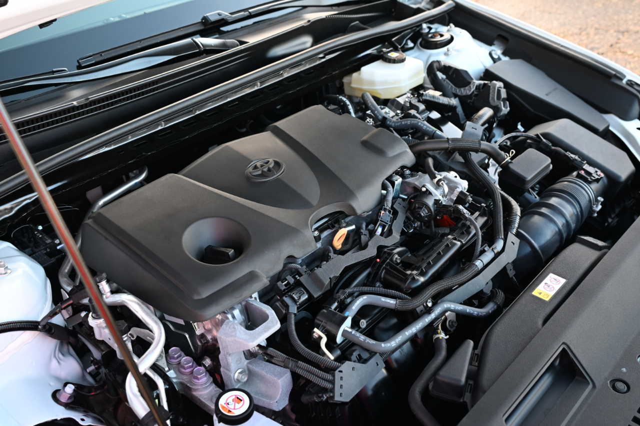 Toyota Camry SE AWD (Natl) 2025