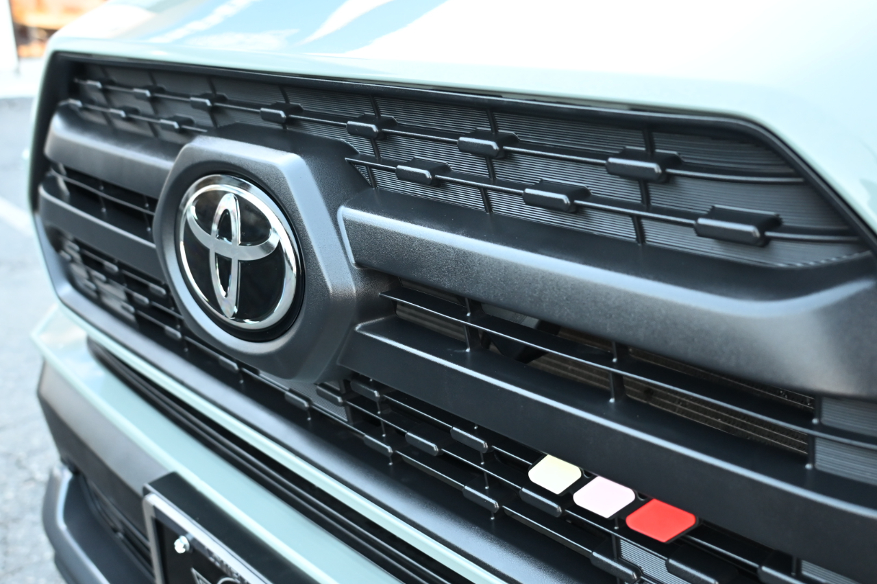 Toyota RAV4 TRD Off Road AWD (Natl) 2020