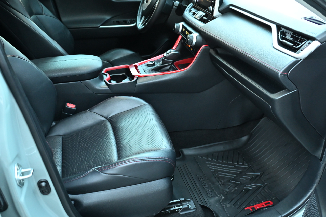 Toyota RAV4 TRD Off Road AWD (Natl) 2020