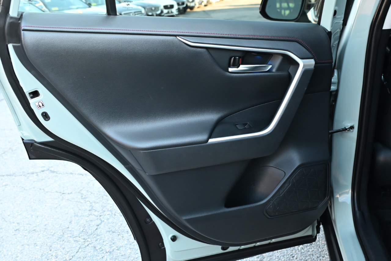 Toyota RAV4 TRD Off Road AWD (Natl) 2020