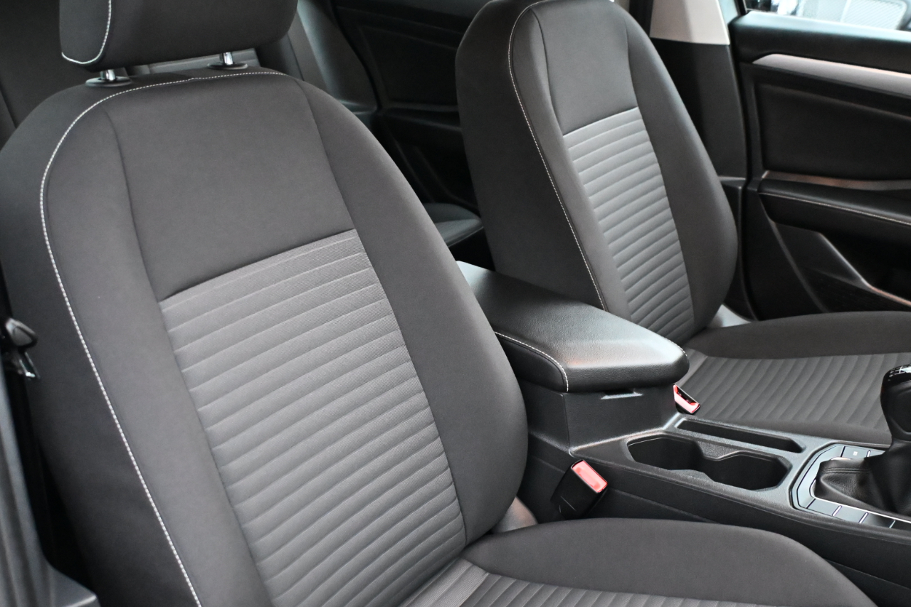 Volkswagen Jetta S Manual 2022