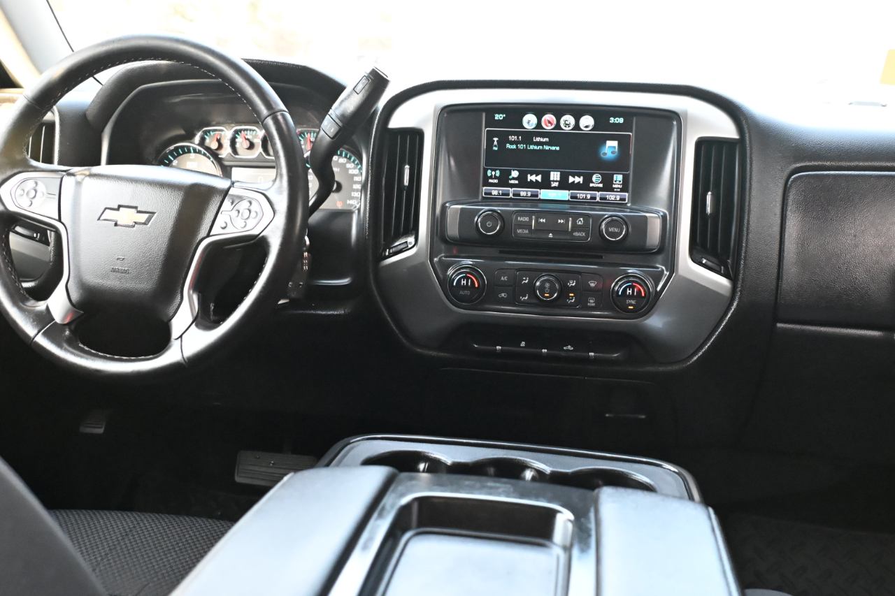 Chevrolet Silverado 1500 4WD Double Cab 143.5" LT w/1LT 2018