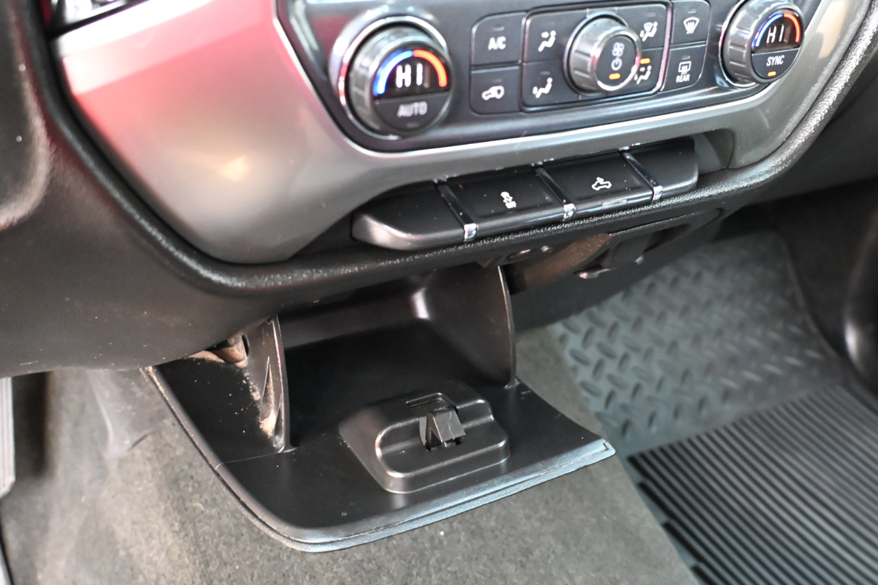 Chevrolet Silverado 1500 4WD Double Cab 143.5" LT w/1LT 2018