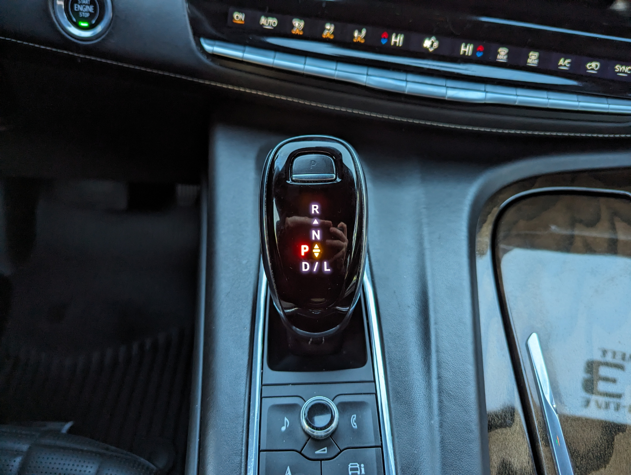 Cadillac Escalade 4WD 4dr Sport Platinum 2023